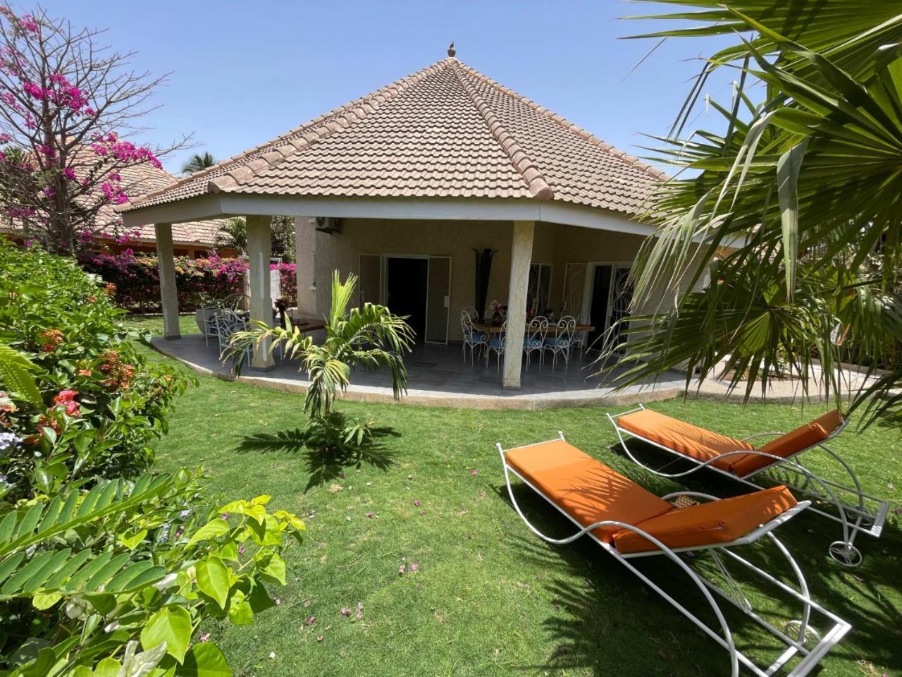 Agence Adjana Resort - Residence Du Port 3 Sali Tapé エクステリア 写真